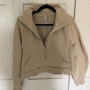 lululemon athletica cropped scuba half-zip pullover in beige sz m/l